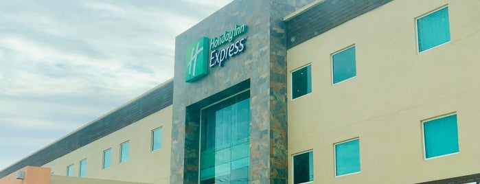 Holiday Inn Express is one of Mazatlan.