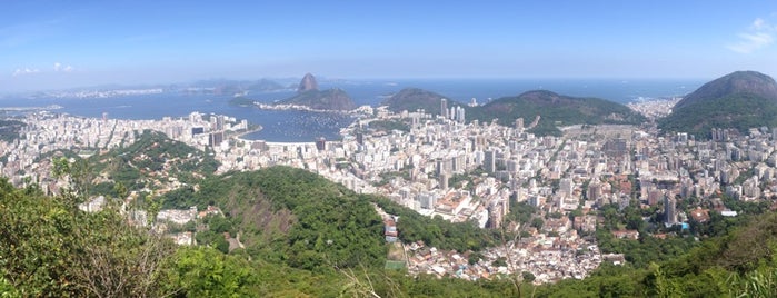 Corcovado is one of Rio de Janeiro.