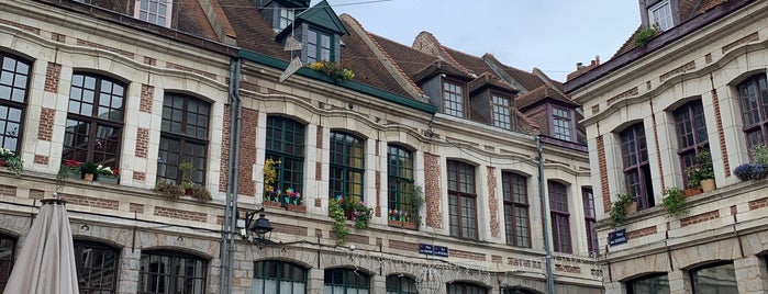 Place aux Oignons is one of 🎡 Lille.