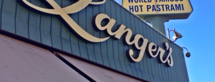 Langer's Delicatessen-Restaurant is one of To Eat.