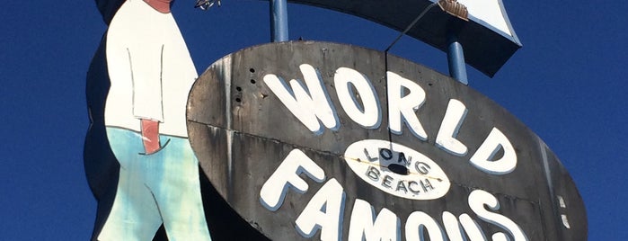 The World Famous VIP Records is one of Nikki's Vintage L.A. Signs (including OC).