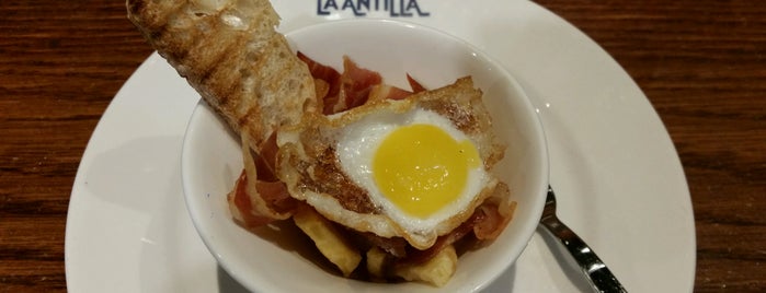 La Antilla is one of Fast Food.