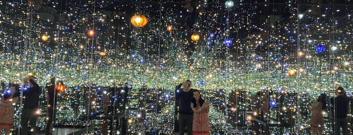 Yayoi Kusama's Infinity Mirrored Room at The Broad is one of California.