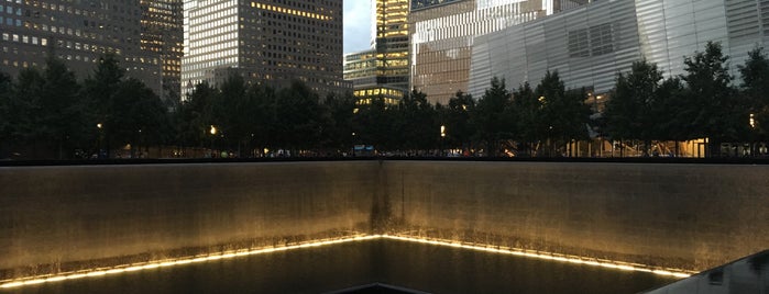 National September 11 Memorial & Museum is one of Tempat yang Disukai Yuliia.