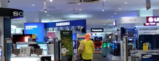 Harvey Norman is one of Tempat yang Disukai ÿt.