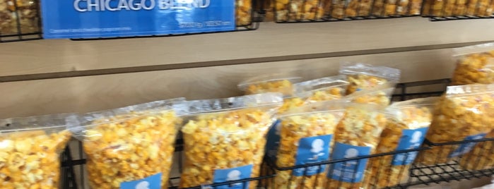 Cedarburg Popcorn Company is one of Cedarburg Attractions.