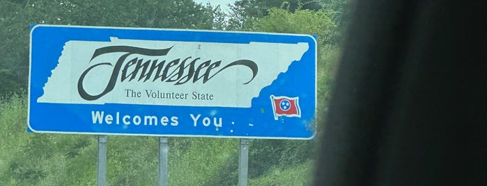 Tennessee / Virginia State Line is one of Tempat yang Disukai Thomas.
