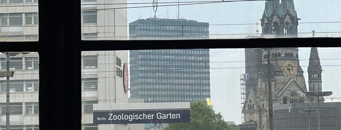 H S+U Zoologischer Garten is one of Tempat yang Disukai Jens.