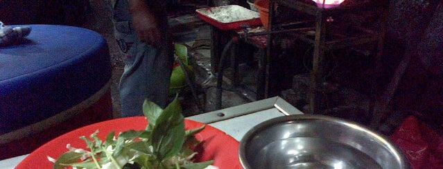 Nasi Uduk Ayam Penyet Lamongan is one of Favorite Food.