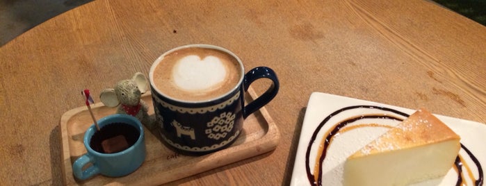 Cafe 구석 is one of Posti che sono piaciuti a Angelika.