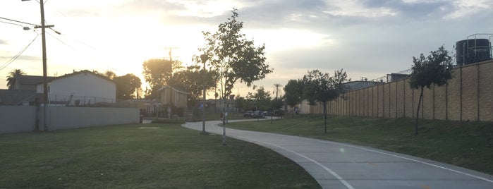 Jenni Rivera Memorial Park is one of LBC.
