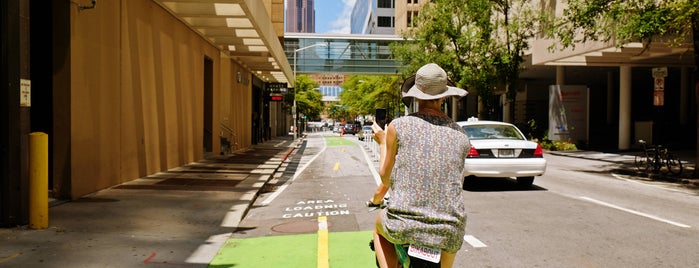 Peachtree Centre Protected Bike Lane is one of Bikabout Atlanta.