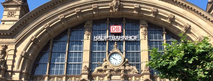 Центральный вокзал Франкфурта-на-Майне is one of Michael : понравившиеся места.
