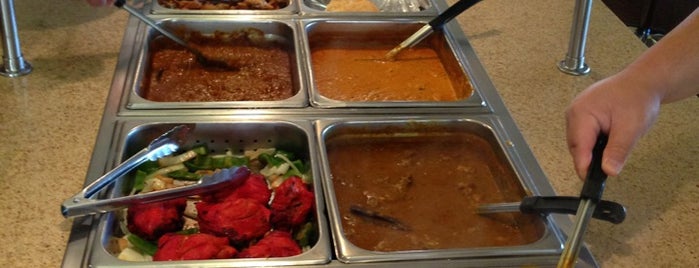 Favorite Indian Restaurant is one of Orte, die Ed gefallen.
