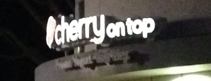 Cherry On Top is one of สถานที่ที่ Larry ถูกใจ.