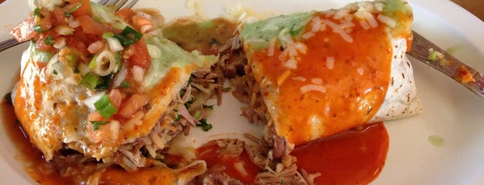 Sausalito Mexican Restaurant is one of Orte, die Shelya gefallen.