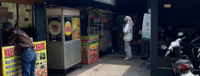 Pasar Cisangkuy is one of Bandung.