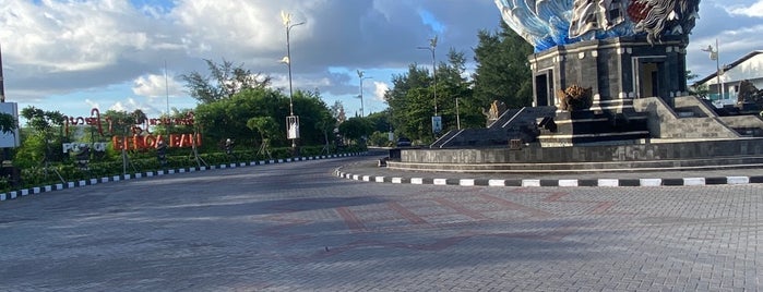 Pelabuhan Benoa (Port Of Benoa) is one of Kuliner Bali.