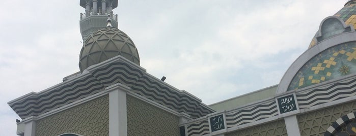 Masjid Agung Pacitan is one of Wisata.