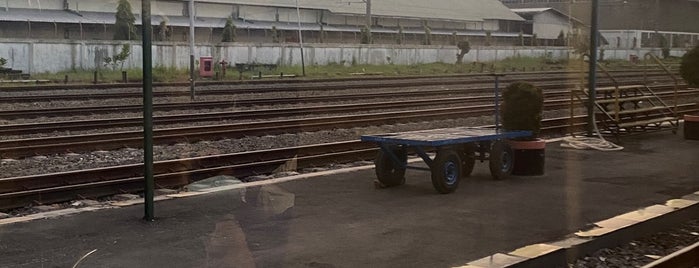 Stasiun Madiun is one of Train Station.