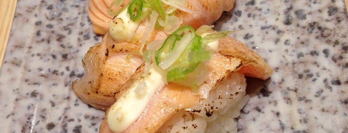 Itacho Sushi is one of Locais curtidos por Baba.
