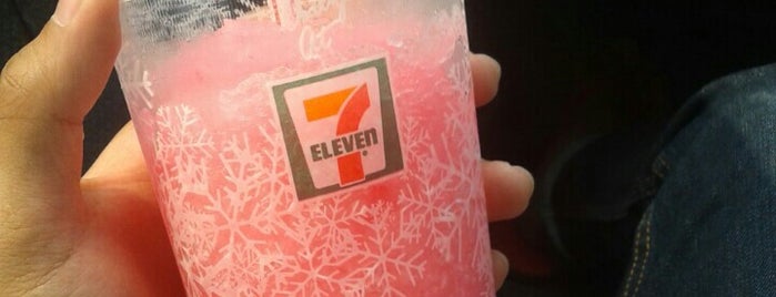 7-Eleven is one of Boulevard.