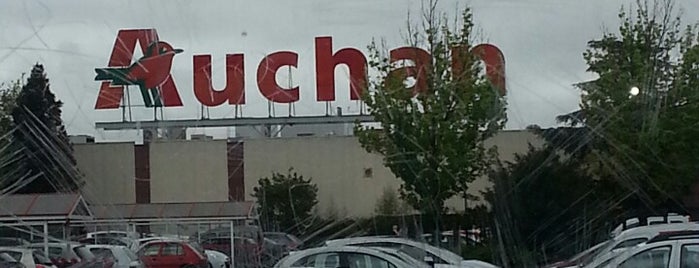 Auchan is one of Lieux qui ont plu à Stephane.