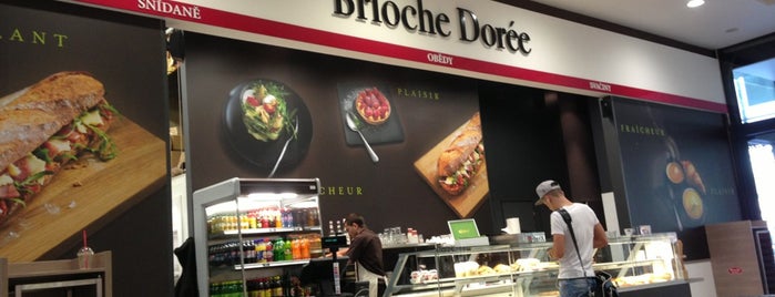 Brioche Dorée is one of Guide to Prague´s best bakeries..