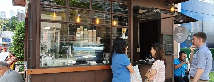 Coffee Berry @ Furama Asoke is one of Tempat yang Disimpan Art.