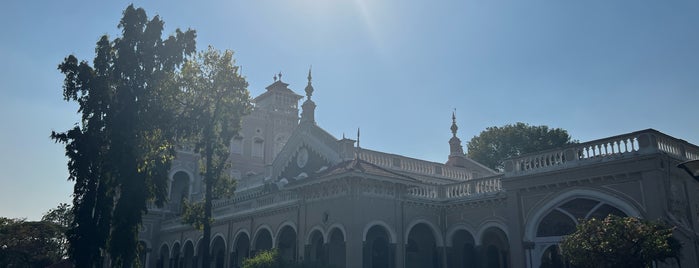 Aga Khan Palace (Mahatma Gandhi Memorial Museum) is one of Pune Heritage.