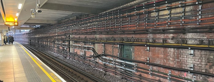 Platform 16 (H&C and Circle lines) is one of Paddington.