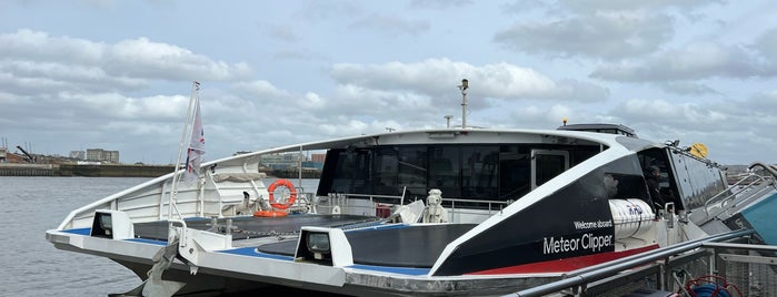 Uber Boat by Thames Clippers is one of ЛОНДРЕСОвое.