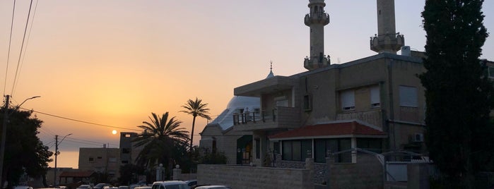 Ahmadiyya Muslim Community is one of Israel.