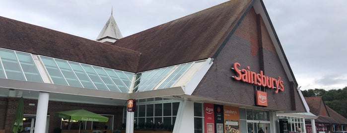 Sainsbury's is one of สถานที่ที่ Chery San ถูกใจ.