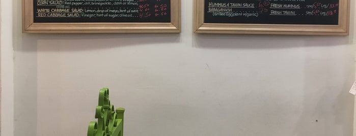 Falafel Bros is one of Kimmieさんの保存済みスポット.