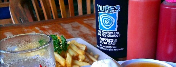 Tubes bar n restaurant is one of サーフトリップ2014＠バリ島.