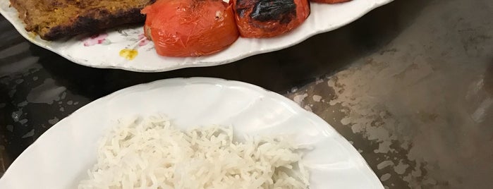 Ghadah Restaurant | رستوران قدح is one of Saeedさんのお気に入りスポット.