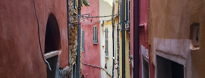 Tellaro is one of Cinque Terre.