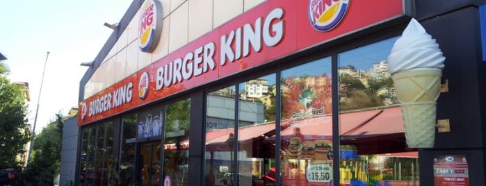 Burger King is one of Locais curtidos por Hakan.