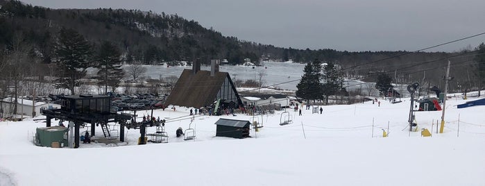 Camden Snow Bowl is one of Zebさんのお気に入りスポット.