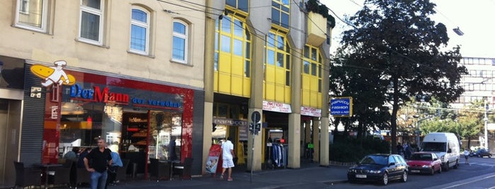Der Mann Quellenstraße 133 is one of Wien-Favoriten.