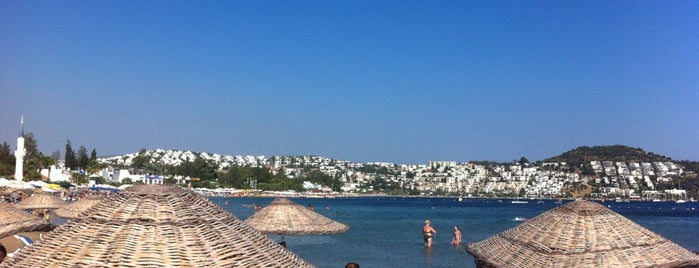 Poyraz Beach Bitez is one of İbrahim'in Beğendiği Mekanlar.