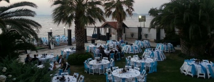 Beygua Restaurant is one of สถานที่ที่ Çiçek ถูกใจ.