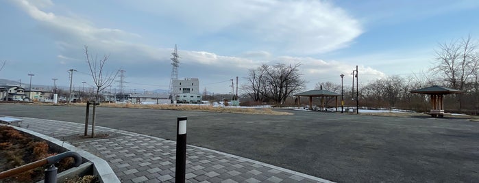 盛岡駅西口イベント広場 is one of 公園.