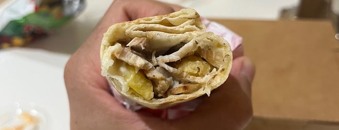 Shawarma Almohalhil is one of Shawarma in Riyadh.
