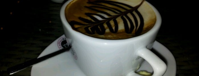 Coffeemania is one of Locais curtidos por Burcin.