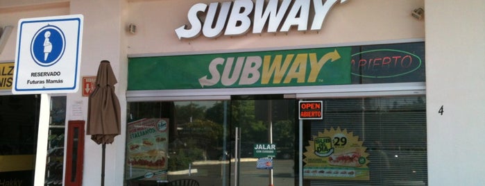 Subway is one of Tempat yang Disukai Will.