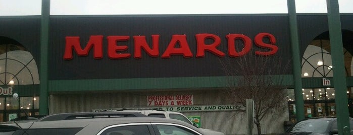 Menards is one of สถานที่ที่ Kris ถูกใจ.