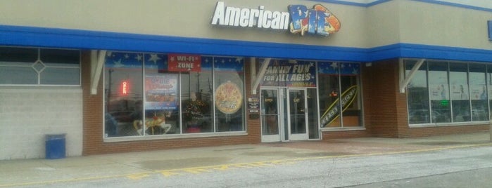 American Pie is one of สถานที่ที่ Kristeena ถูกใจ.