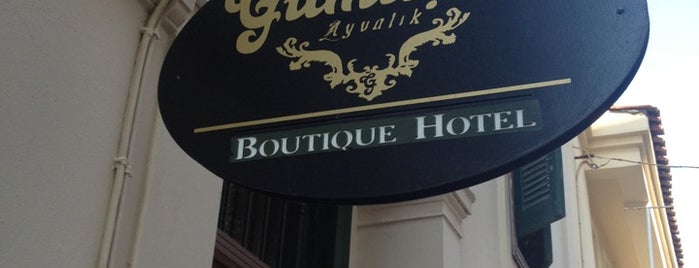 Gumuslu Butik Otel is one of Canさんのお気に入りスポット.